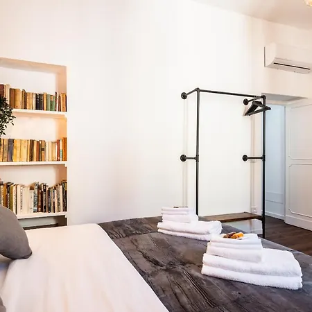 Appartamento Via Del Corso Rome Exterior photo